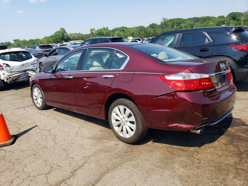 57861556 :رقم المزاد ، 1HGCR3F8XFA037482 vin ، 2015 Honda Accord مزاد بيع