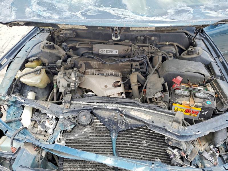 55512096 :رقم المزاد ، 4T1BG12K0TU944656 vin ، 1996 Toyota Camry مزاد بيع