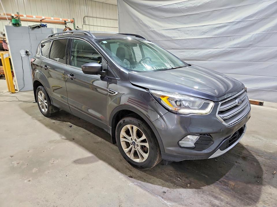 58972326 :رقم المزاد ، 1FMCU9HD0JUC92784 vin ، 2018 Ford Escape مزاد بيع