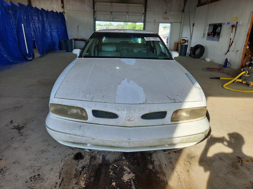1999 Oldsmobile 88 მანქანა იყიდება აუქციონზე, vin: 1G3HN52K8X4813119, აუქციონის ნომერი: 55617606