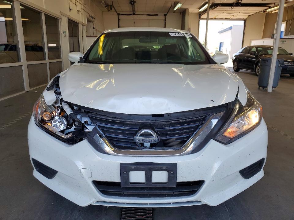 Продаж на аукціоні авто 2016 Nissan Altima, vin: 1N4AL3AP9GC136764, номер лоту: 57438316