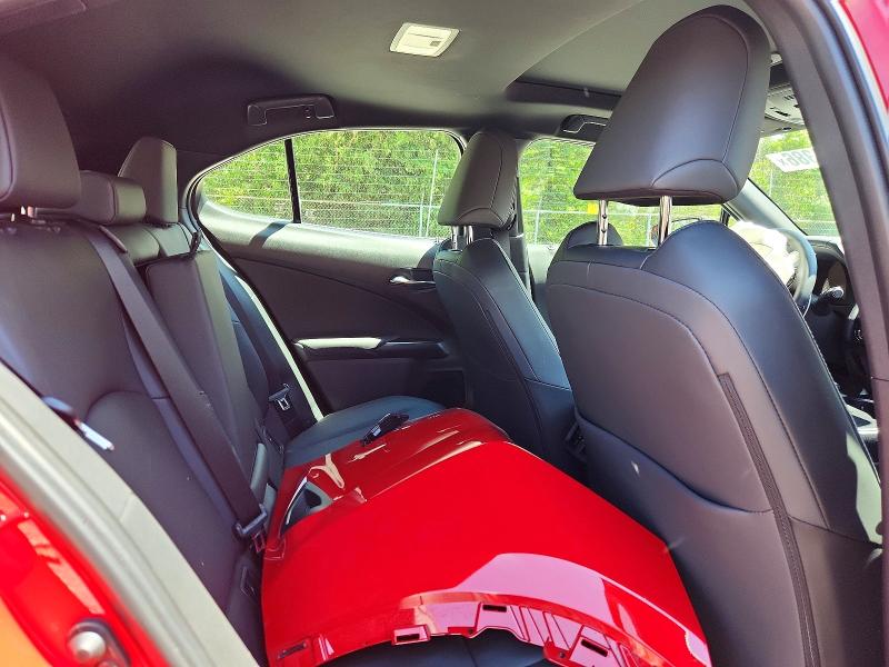 56723386 :رقم المزاد ، JTHUCJDH1S2008726 vin ، 2025 Lexus Ux 300h مزاد بيع