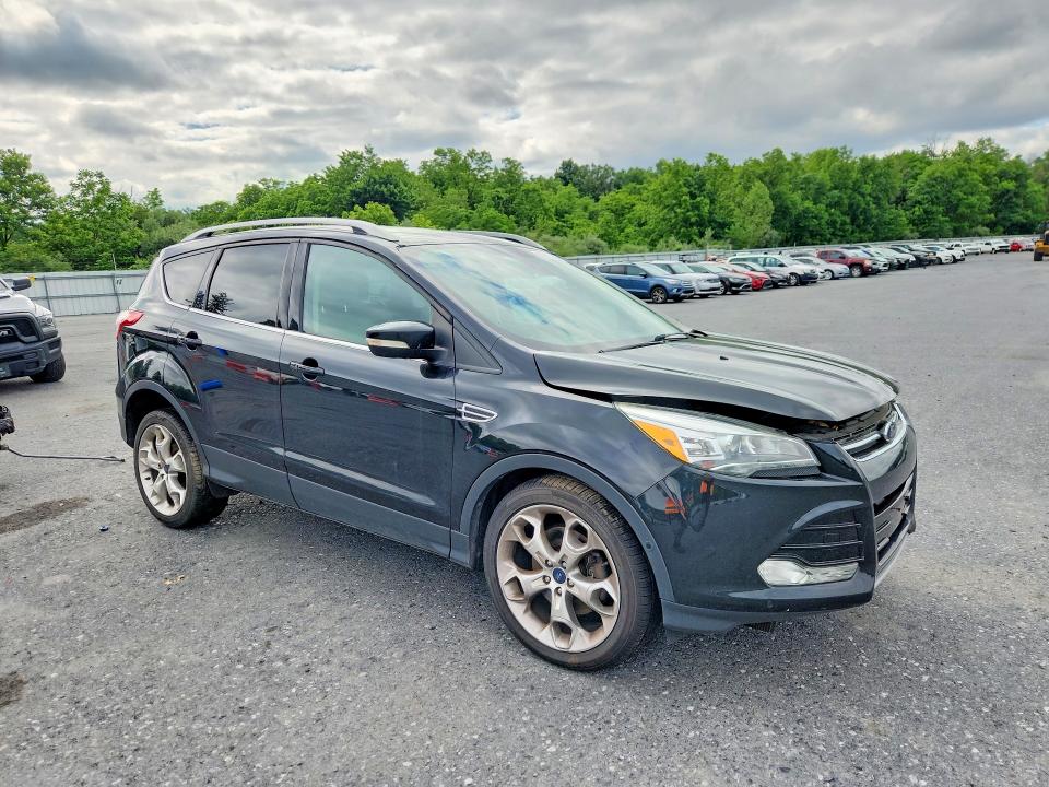2014 Ford Escape მანქანა იყიდება აუქციონზე, vin: 1FMCU9JX7EUB21363, აუქციონის ნომერი: 56582636