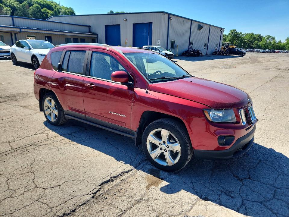 56059266 :رقم المزاد ، 1C4NJDEB4ED647814 vin ، 2014 Jeep Compass مزاد بيع