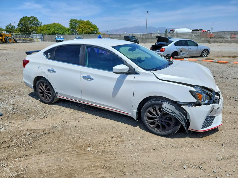 Продажа на аукционе авто 2018 Nissan Sentra, vin: 3N1AB7AP9JL655641, номер лота: 56072886
