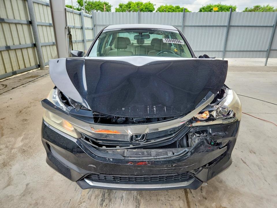Продажа на аукционе авто 2017 Honda Accord, vin: 1HGCR2F38HA263408, номер лота: 55898596