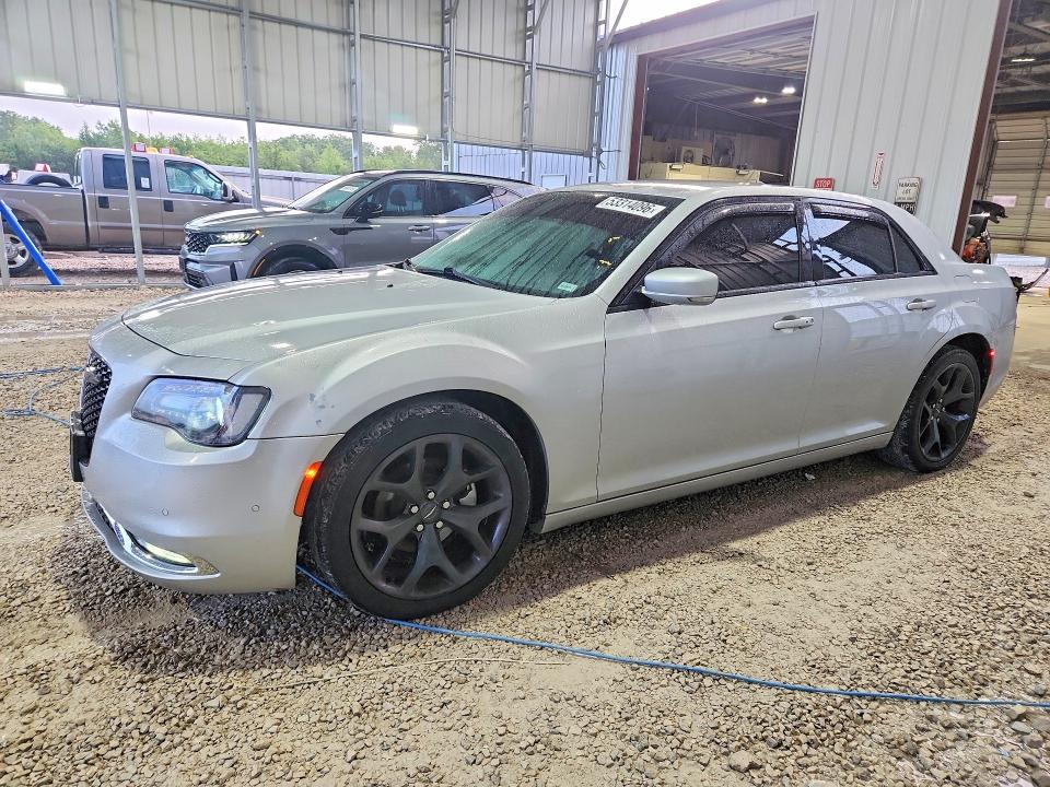 2021 Chrysler 300 მანქანა იყიდება აუქციონზე, vin: 2C3CCABG9MH545771, აუქციონის ნომერი: 53314096