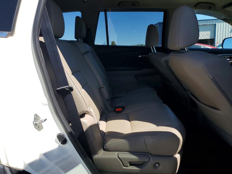 Продажа на аукционе авто 2017 Honda Pilot, vin: 5FNYF6H50HB044405, номер лота: 56166536