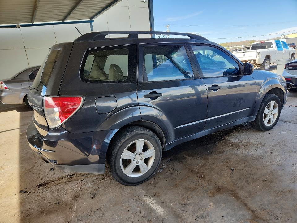 56697576 :رقم المزاد ، JF2SHBBC7BH754930 vin ، 2011 Subaru Forester مزاد بيع