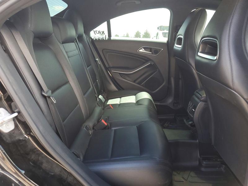 56196946 :رقم المزاد ، WDDSJ4GB0FN221068 vin ، 2015 Mercedes-benz Cla مزاد بيع