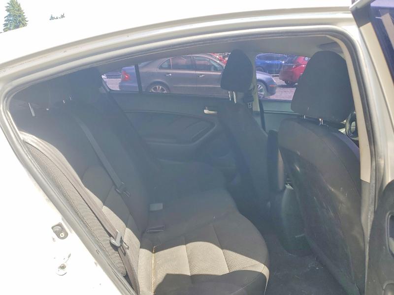 2017 Kia Forte მანქანა იყიდება აუქციონზე, vin: 3KPFK4A72HE139511, აუქციონის ნომერი: 57544966
