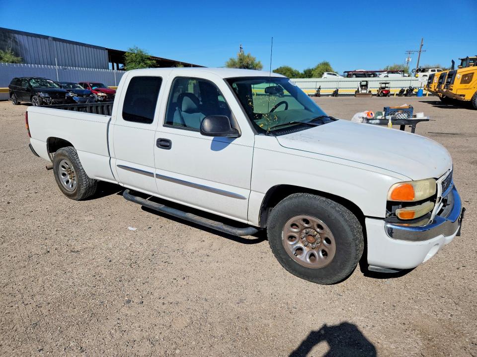 Продажа на аукционе авто 2005 Gmc New Sierra, vin: 2GTEC19T051291692, номер лота: 58105536