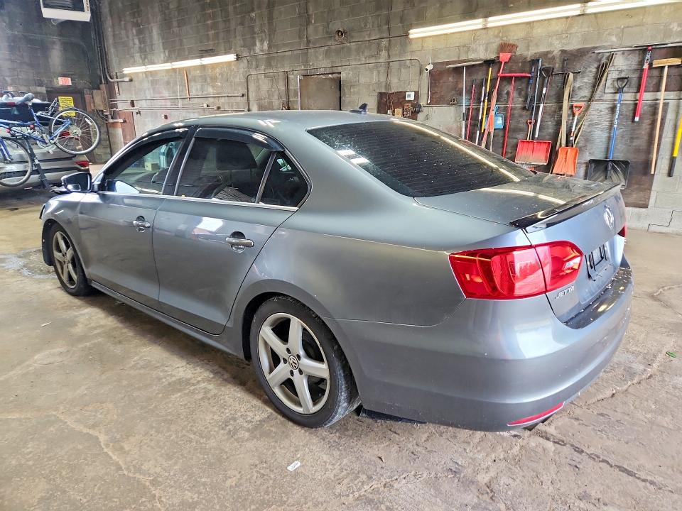 55718896 :رقم المزاد ، 3VWDP7AJ7DM420321 vin ، 2013 Volkswagen Jetta مزاد بيع