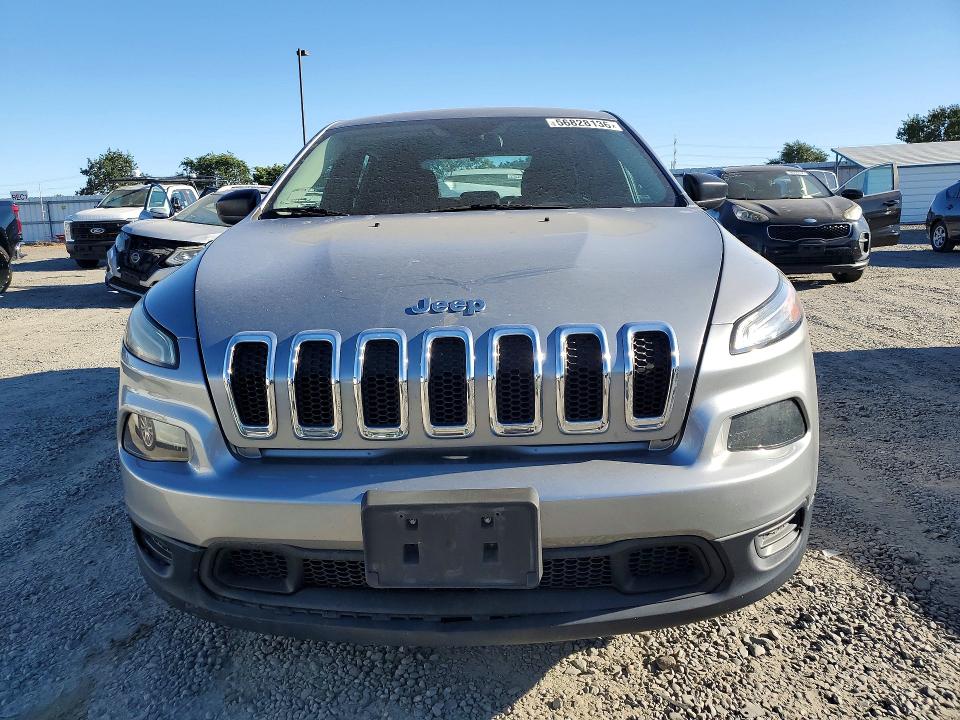 56828136 :رقم المزاد ، 1C4PJLAB2FW532840 vin ، 2015 Jeep Cherokee مزاد بيع