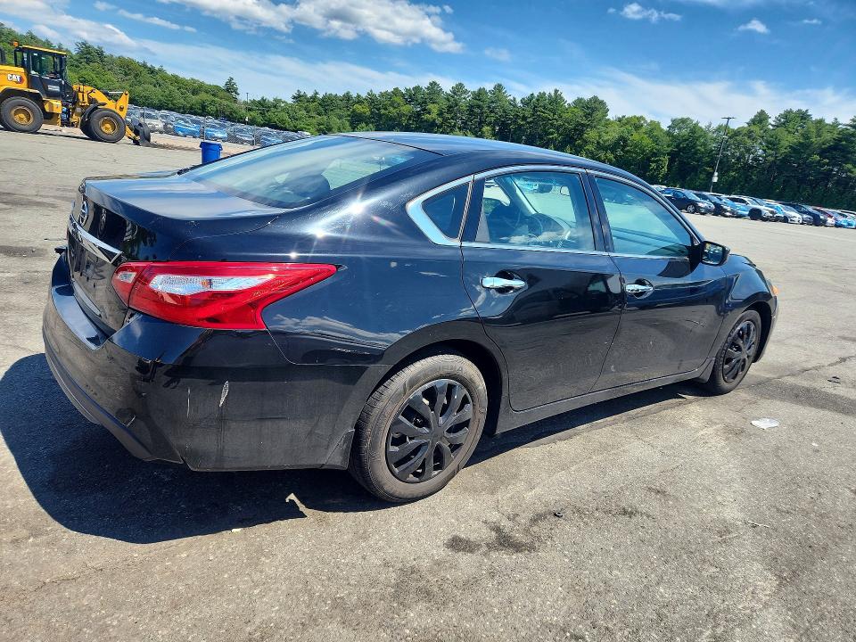 2017 Nissan Altima მანქანა იყიდება აუქციონზე, vin: 1N4AL3APXHC483098, აუქციონის ნომერი: 59018746