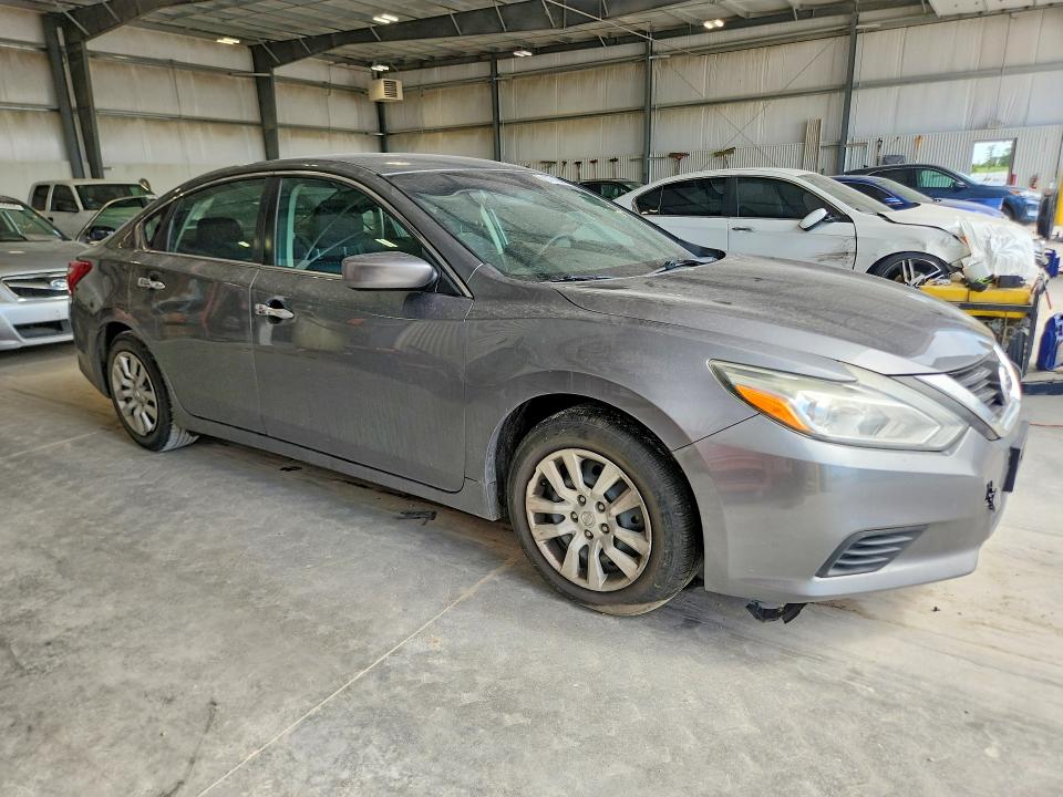 Продажа на аукционе авто 2016 Nissan Altima, vin: 1N4AL3AP4GN340117, номер лота: 57719016