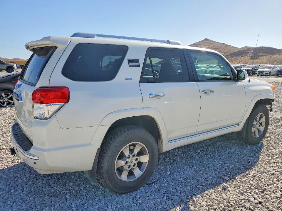 2013 Toyota 4runner მანქანა იყიდება აუქციონზე, vin: JTEBU5JR8D5139854, აუქციონის ნომერი: 55919856