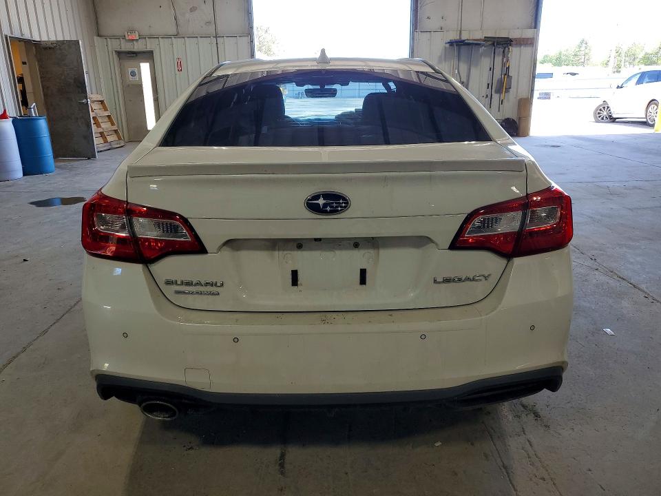 2018 Subaru Legacy მანქანა იყიდება აუქციონზე, vin: 4S3BNAS62J3010742, აუქციონის ნომერი: 57243626