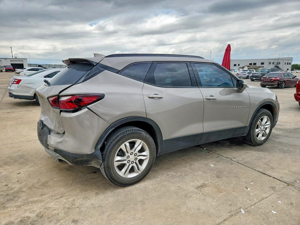57432556 :رقم المزاد ، 3GNKBCR48MS566374 vin ، 2021 Chevrolet Blazer مزاد بيع