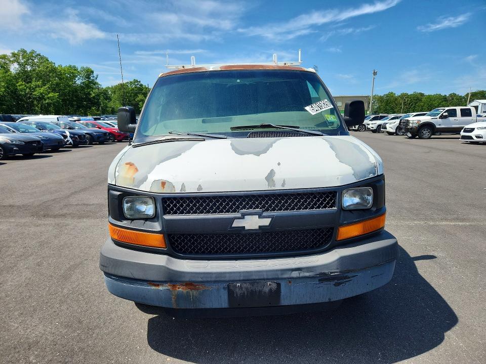 2004 Chevrolet Express G3500 მანქანა იყიდება აუქციონზე, vin: 1GCHG39U741150399, აუქციონის ნომერი: 54015826