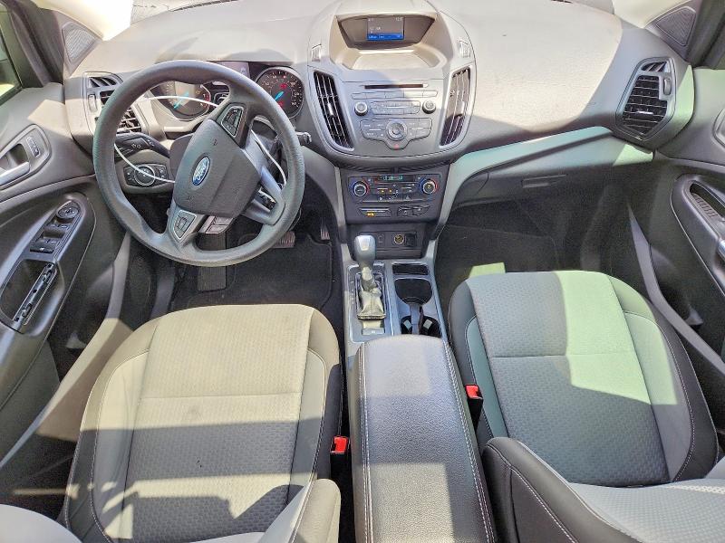 Продажа на аукционе авто 2017 Ford Escape, vin: 1FMCU0G99HUB04735, номер лота: 55803296