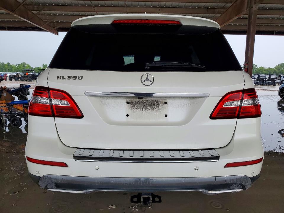 Продажа на аукционе авто 2015 Mercedes-benz Ml, vin: 4JGDA5JB7FA513532, номер лота: 55576296