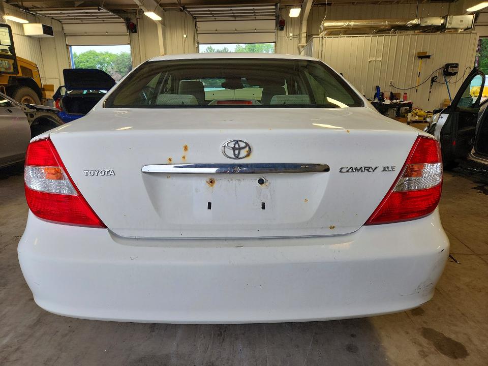57139466 :رقم المزاد ، 4T1BE32K14U296487 vin ، 2004 Toyota Camry مزاد بيع