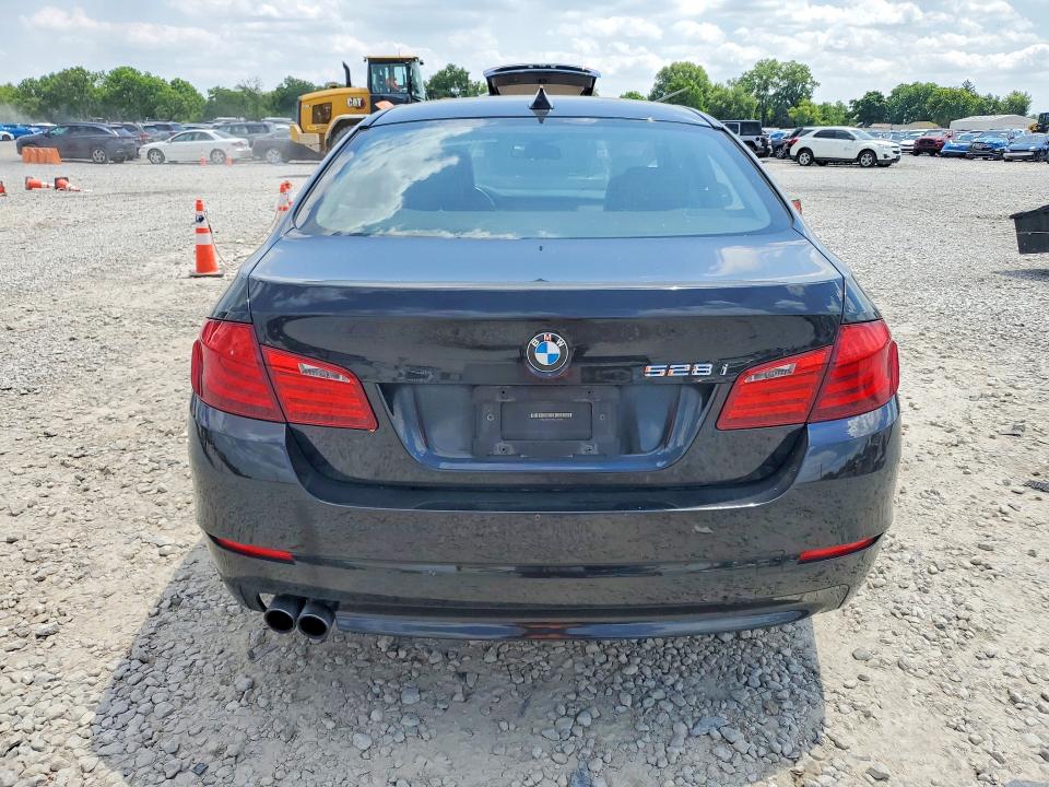2011 Bmw 528 მანქანა იყიდება აუქციონზე, vin: WBAFR1C59BC260585, აუქციონის ნომერი: 55587626