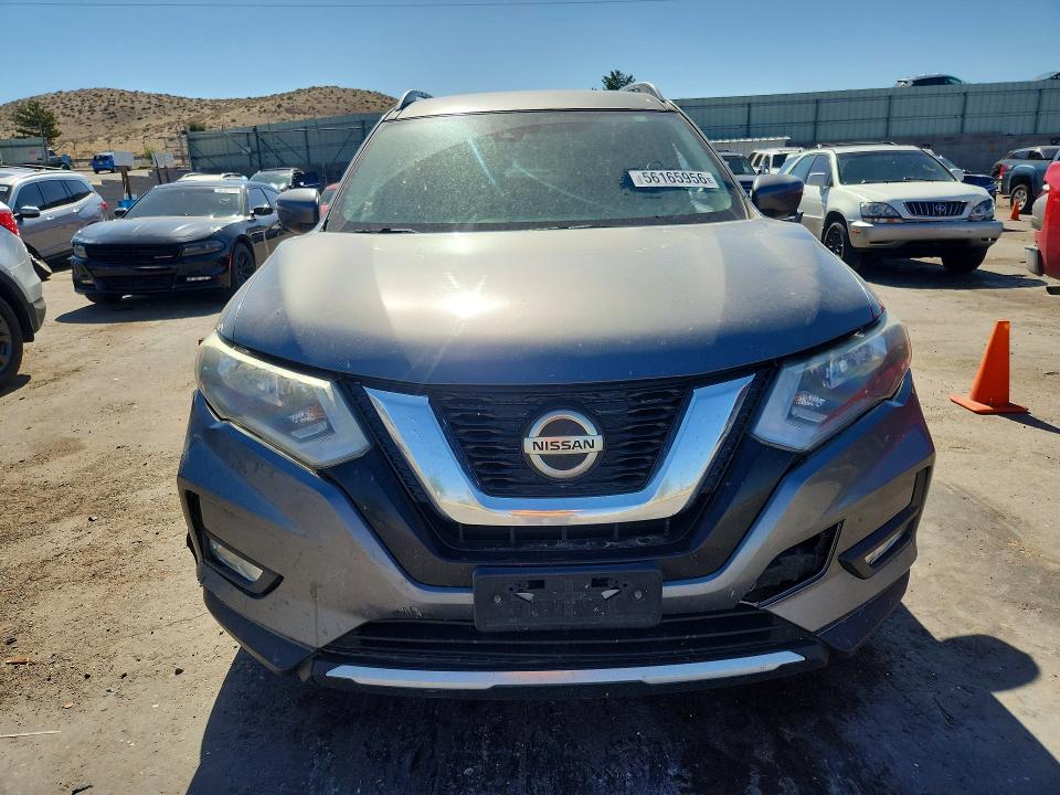 56165956 :رقم المزاد ، JN8AT2MV4JW305372 vin ، 2018 Nissan Rogue مزاد بيع