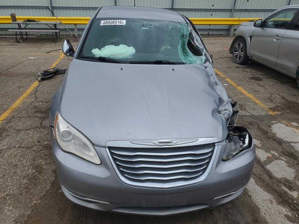 2014 Chrysler 200 მანქანა იყიდება აუქციონზე, vin: 1C3CCBCG1EN150707, აუქციონის ნომერი: 58938516