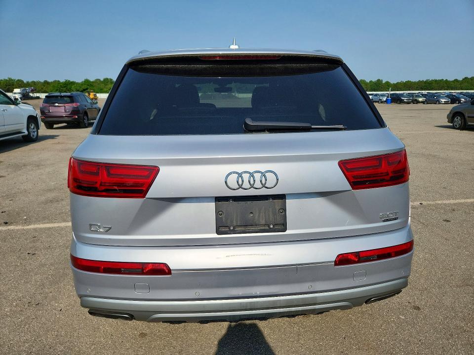 2017 Audi Q7 მანქანა იყიდება აუქციონზე, vin: WA1LAAF73HD033920, აუქციონის ნომერი: 59183866