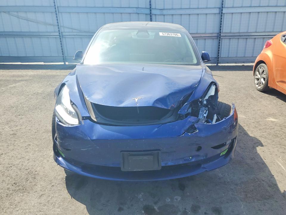 2022 Tesla Model 3 მანქანა იყიდება აუქციონზე, vin: 5YJ3E1EA2NF294922, აუქციონის ნომერი: 57363786