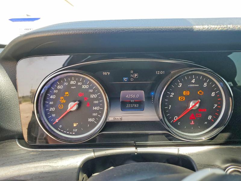 59148686 :رقم المزاد ، WDDZF4JB2JA432488 vin ، 2018 Mercedes-benz E مزاد بيع