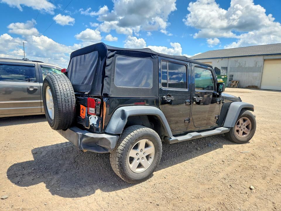 2017 Jeep Wrangler Unlimited მანქანა იყიდება აუქციონზე, vin: 1C4BJWDG7HL669036, აუქციონის ნომერი: 58241556