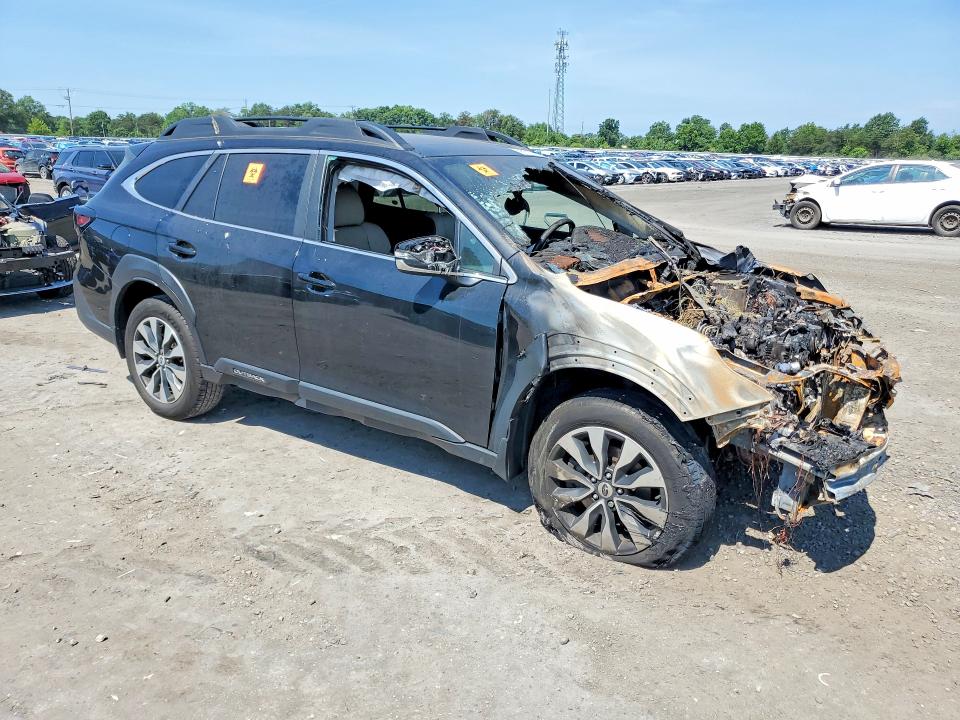 59529836 :رقم المزاد ، 4S4BTANC2P3118452 vin ، 2023 Subaru Outback مزاد بيع