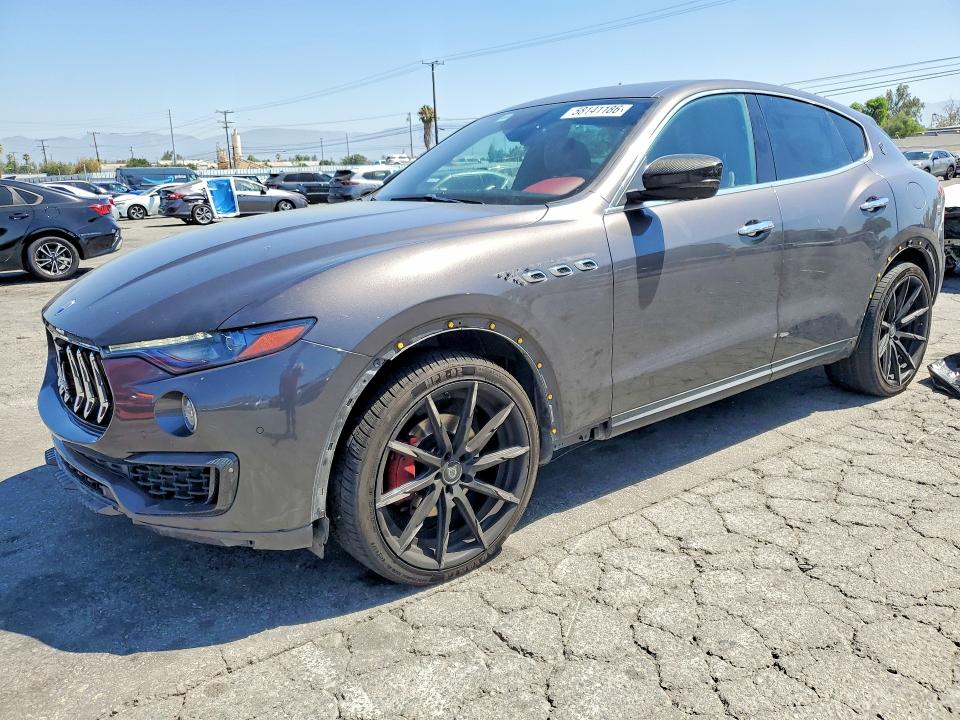58141186 :رقم المزاد ، ZN661XUA0JX270209 vin ، 2018 Maserati Levante مزاد بيع