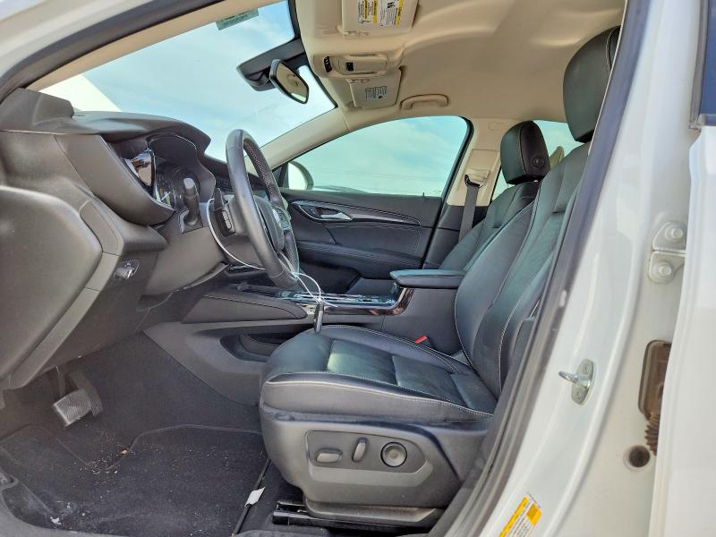 58150546 :رقم المزاد ، LRBFZNR45MD111868 vin ، 2021 Buick Envision مزاد بيع