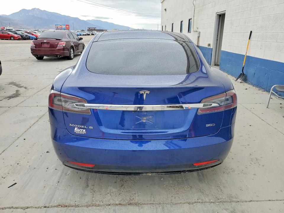 Продажа на аукционе авто 2016 Tesla Model S, vin: 5YJSA1E25GF136948, номер лота: 56433716