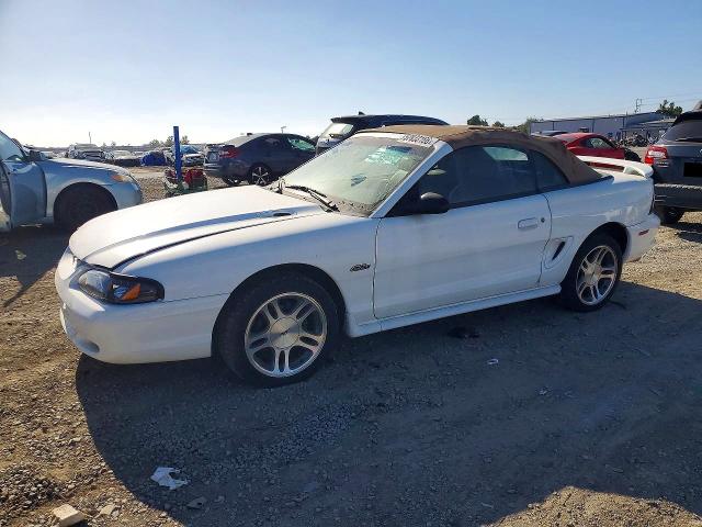 1997 Ford Mustang მანქანა იყიდება აუქციონზე, vin: 1FALP45X0VF153588, აუქციონის ნომერი: 57033166