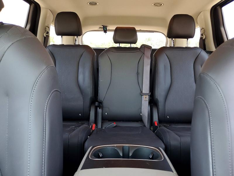 Продажа на аукционе авто 2026 Kia Carnival, vin: KNDNB5K33T6608987, номер лота: 79133945