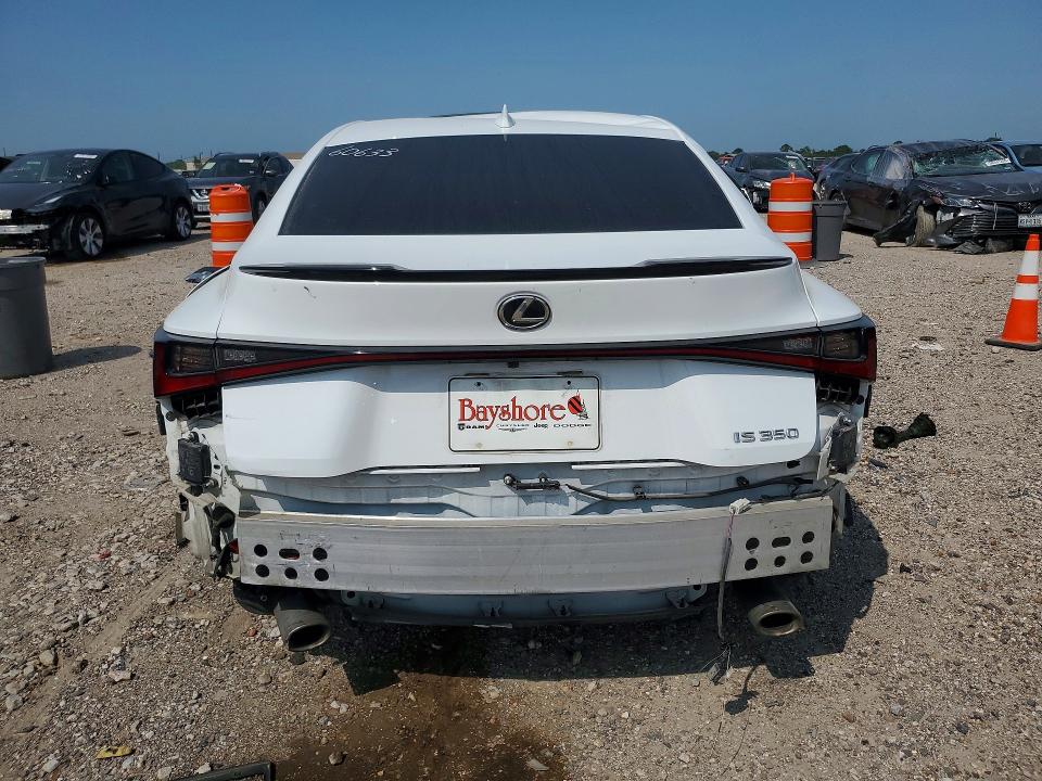 58834976 :رقم المزاد ، JTHGZ1B29P5065742 vin ، 2023 Lexus Is 350 مزاد بيع