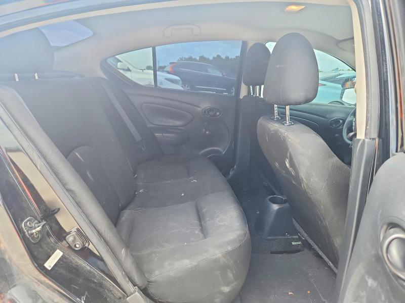 58638876 :رقم المزاد ، 3N1CN7AP4KL811618 vin ، 2019 Nissan Versa مزاد بيع