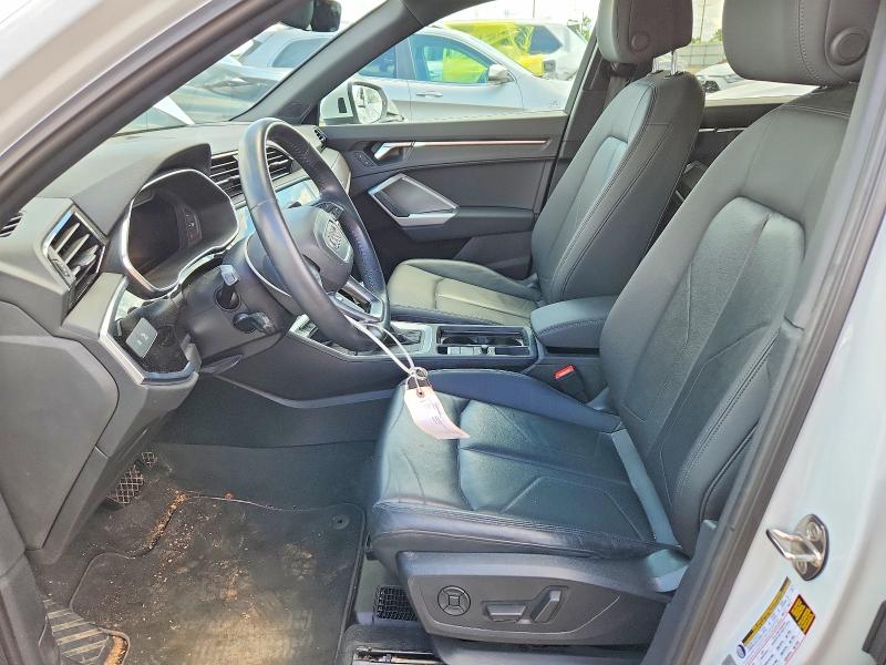 Продажа на аукционе авто 2019 Audi Q3, vin: WA1BECF32K1064044, номер лота: 58890056