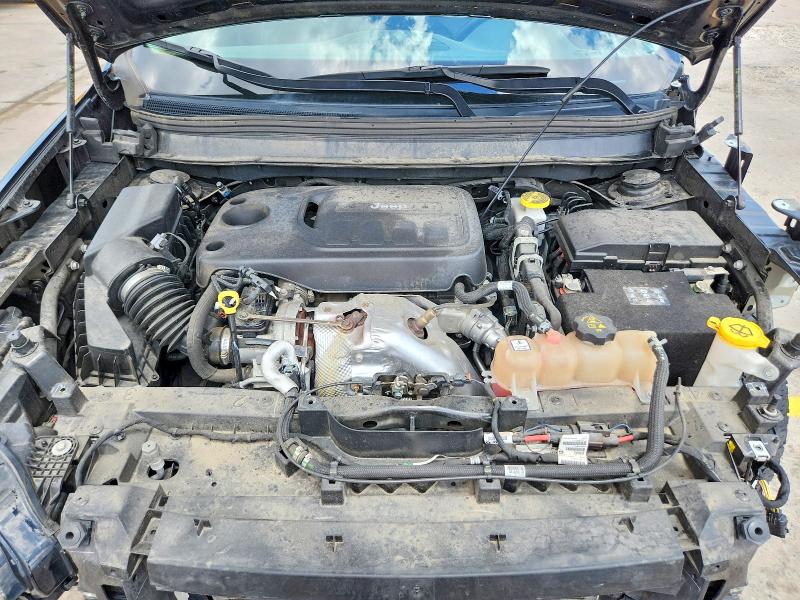 59368376 :رقم المزاد ، 1C4PJMBN4KD383237 vin ، 2019 Jeep Cherokee مزاد بيع