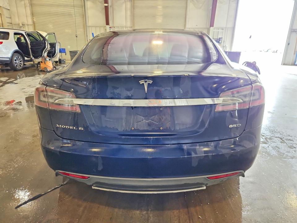 Продаж на аукціоні авто 2015 Tesla Model S, vin: 5YJSA1H29FFP74792, номер лоту: 58639766