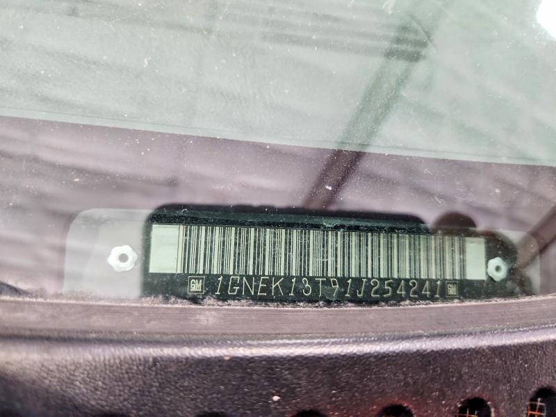56530536 :رقم المزاد ، 1GNEK13T91J254241 vin ، 2001 Chevrolet Tahoe مزاد بيع
