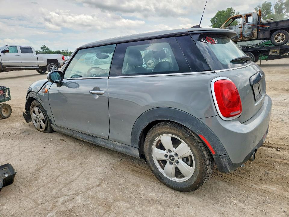 Продажа на аукционе авто 2017 Mini Cooper, vin: WMWXP5C3XH2F61447, номер лота: 56372526