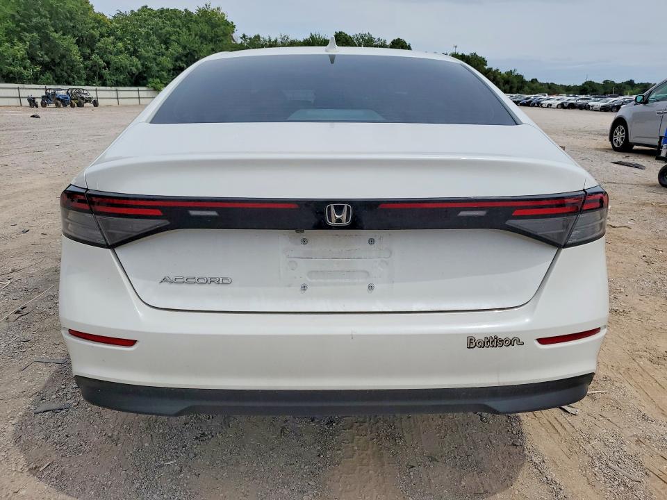 Продажа на аукционе авто 2024 Honda Accord, vin: 1HGCY1F23RA090175, номер лота: 57917786