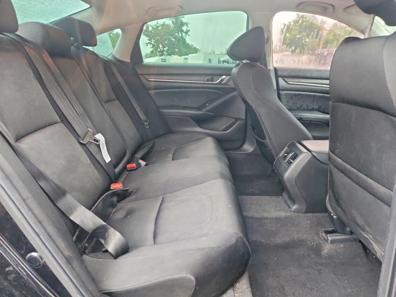 Продаж на аукціоні авто 2018 Honda Accord, vin: 1HGCV1F41JA060607, номер лоту: 57356326