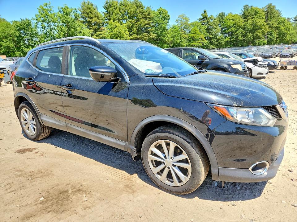 Продажа на аукционе авто 2017 Nissan Rogue Sport, vin: JN1BJ1CR0HW129566, номер лота: 54994326